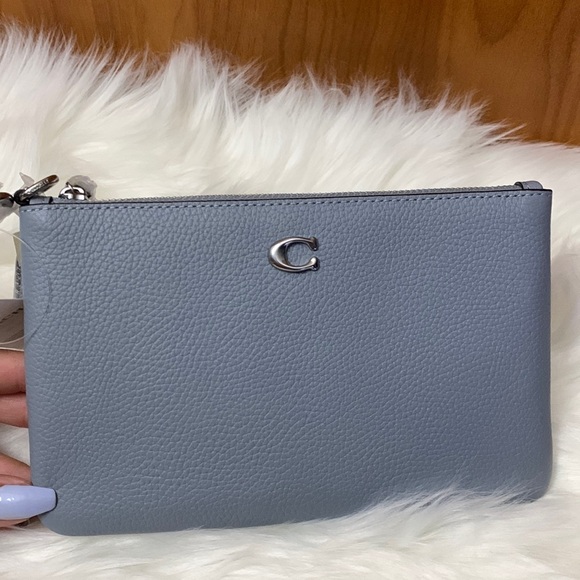 💫💫Spanking Brand NEW / Never Used💫💫
COACH Small Wristlet🖤🩶 - Picture 7 of 14